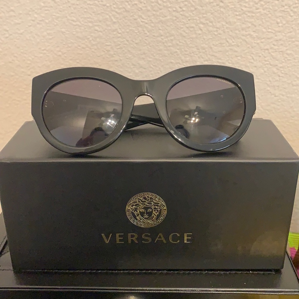 Brand New Black polarized Versace sunglasses